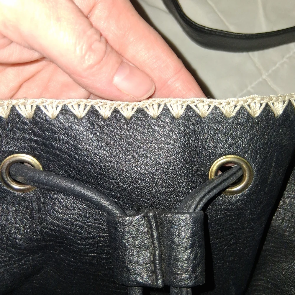 Black Drawstring Crossbody Bag - Women's Shoulder Purse